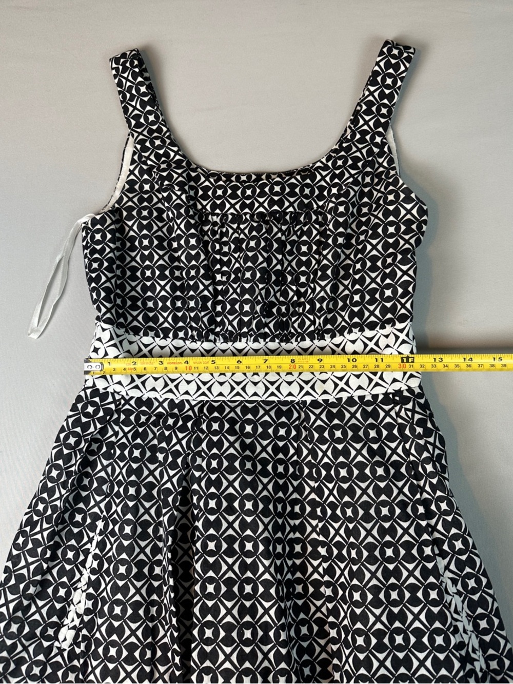 White House Black Market Black White Geometric Fit-and-Flare Dress Pockets - Picture 3 of 9